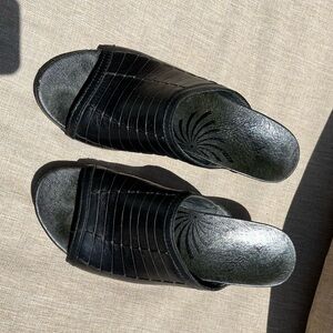 DANSKO SANDALS SIZE 36 EXCELLENT CONDITION